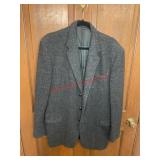 Menï¿½s suit(master closet)