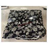 Ultra Stuffed Queen Than Allen Comforter