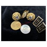 Vtg Cufflink and Coin Lot           (Jewelry)