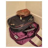 Bathroom travel bags - upstairs bathroom