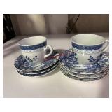 Vtg Porcelain Cups and Saucers