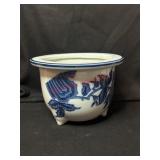 Chinese blue and white porcelain planter