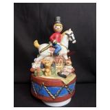Yuletide Concepts Ceramic Holiday Musical Display