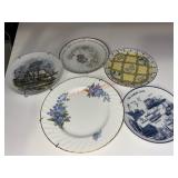 Lot of FIVE Collector Plates