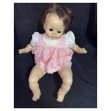 vintage Madame Alexander 'Puddin' baby doll(ROW