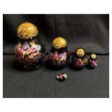 Russian Nesting Dolls 5 Piece        (ROW A Right