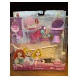 2012 Royal Bathroom Disney Princess Accessories
