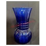 vintage Indiana Glass cobalt blue swirl vase(ROW
