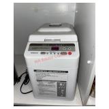Hitachi Automatic Home Bakery II bread
