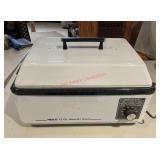 Roaster oven (garage)