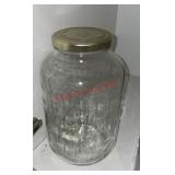 Large glass jar (cabinet)