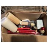 Candles and more box lot              (box Truck)