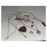 Gold Toned jewelry lot              (box Truck)