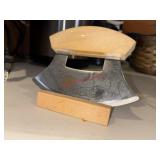 Alaskan Ulu knife        (Garage Tables_)