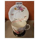 Royal Crown Derby Teacup and Saucer (dining Room)