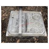 Kobalt Table Saw  Untested         (BACK UNDER