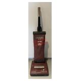 Hoover elite soft and light vacuum (garage)