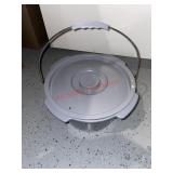 Bucket with lid (cabinet)