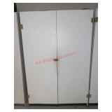 Large cabinet!! PICK UP AFTER ONE !! No content