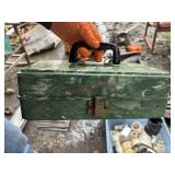 Little Vtg Tool box     (OUTBACK COVERED AREA)