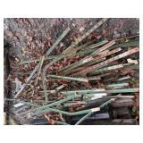 Metal T Posts lot Many are Bent         (Back 40
