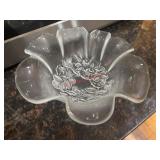 Mikasa Bianca Rosella fluted floral serving bowl