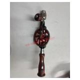 vintage Millers Falls No. 2A hand drill