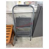 2-step Big Step steel step stool (Garage)
