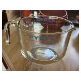 8 Cup Pyrex Measuring Cup
