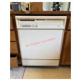 Working Whirlpool Dish Washer        (Kitchen)