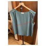 blue LOFT sleeveless blouse Size Medium (master