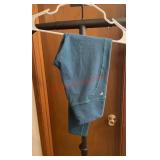 Women's leggings size unknown (master closet)