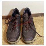 Tennis shoes size 9 (master closet )