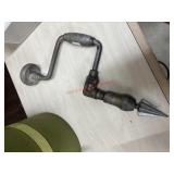 vintage hand crank brace drill             (Main