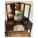 Antique  Vanity dressing table Sturdy (Spare