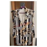 Women's dress shirt size L (master closet)