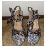 L'Artiste by Spring Step Ellimae Floral Wedge