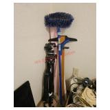 Tripod and more- bedroom 1