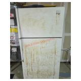 Whirlpool Garage/Shop Fridge, works good but ugly
