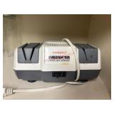 Knife Sharpener                  (kitchen)