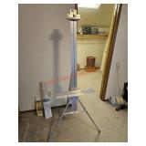 Aluminum easel- bedroom 1