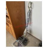 Power Tested Steamer Mop (FOUND PADS )