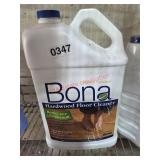 Bona Hardwood Floor Cleaner NEW  (Garage)