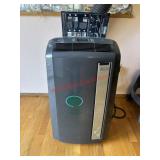Working AC Unit              (Kitchen)