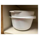 Lidded Bowl and mixing bowl combo