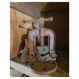 Pipe vise - garage