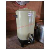 Beverage dispenser, no cord - garage