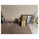 Picture frames lot (dinning area)