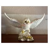 Owl Figure needs foot repaired            (Family