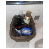 Misc lot ( DS bathroom)